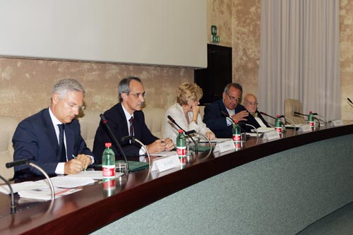 Da sinistra: Bruno Costi, Pietro Ichino, Carol Tarantelli, Luigi Abete, Livio Magnani