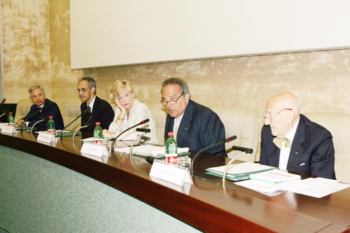 Da sinistra: Livio Magnani, Luigi Abete, Carol Tarantelli, Pietro Ichino, Bruno Costi